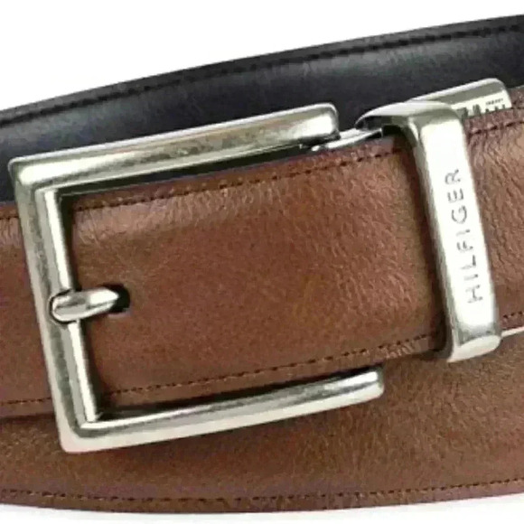 𝅺TOMMY Hilfiger Men\'s Reversible Belt​